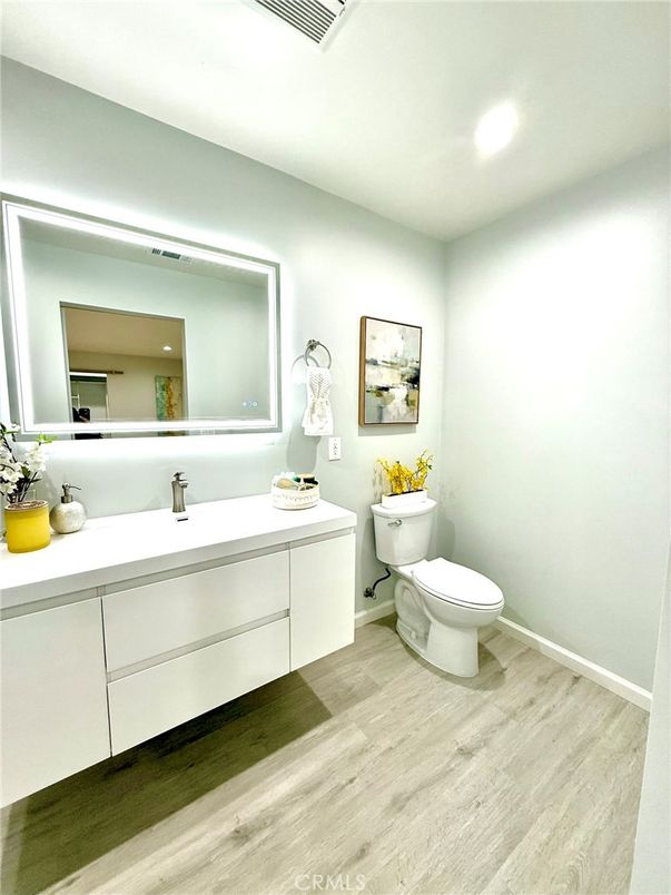 Bathroom, Interior, Recessed Lighting, Wood Texture Flooring