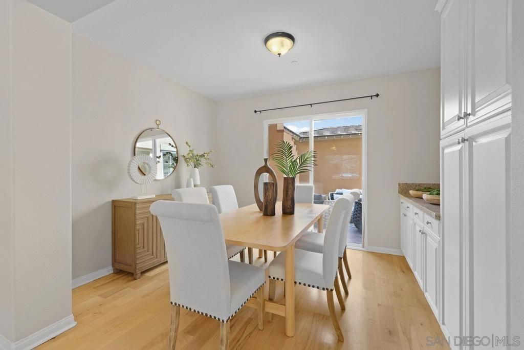 Dining room, Interior, Wood Texture Flooring