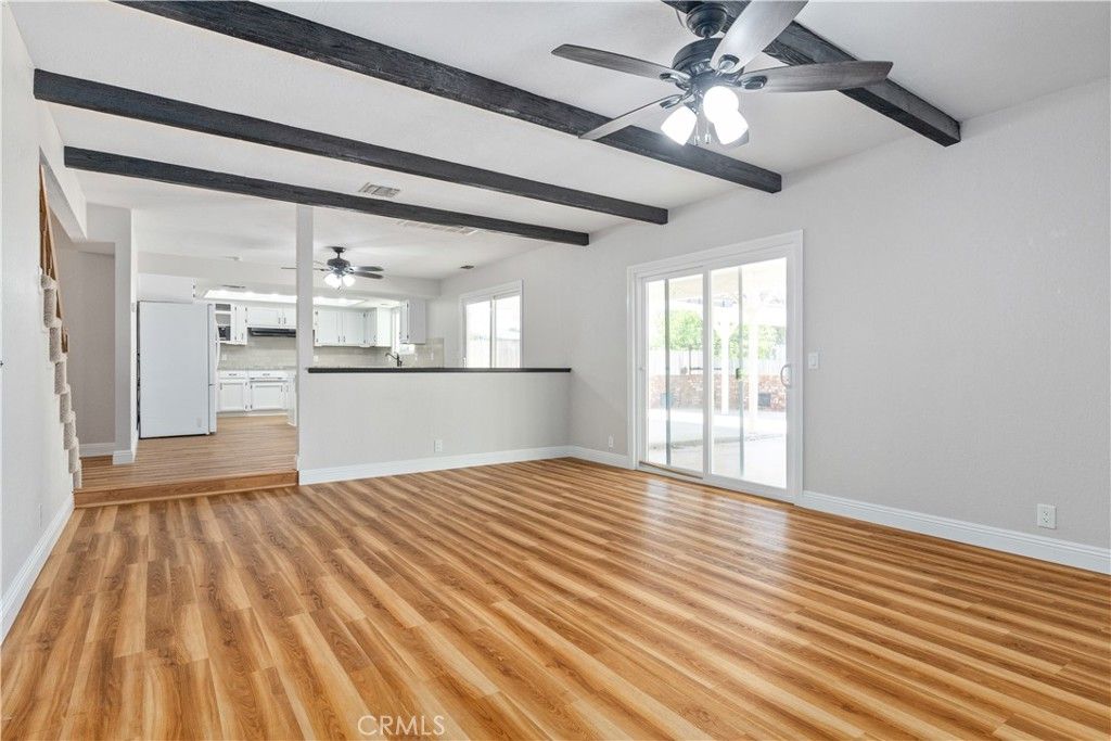 Empty room, Interior, Wooden Beams, Wood Texture Flooring