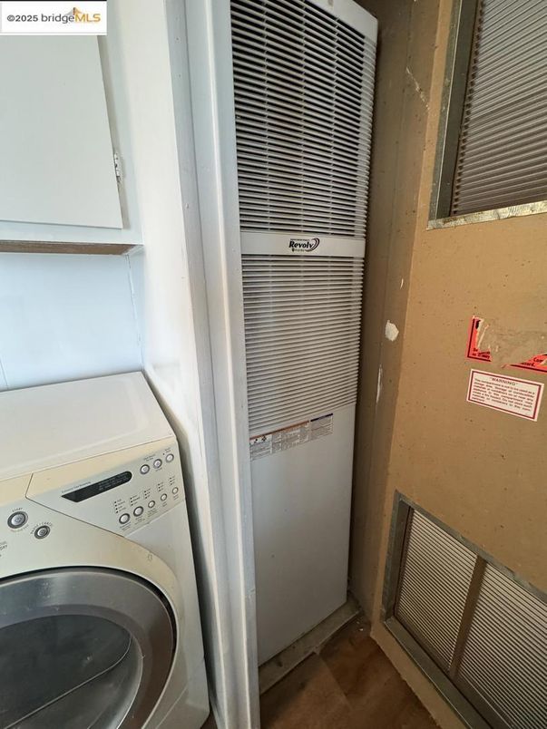 Interior, Utility Closets, Washer