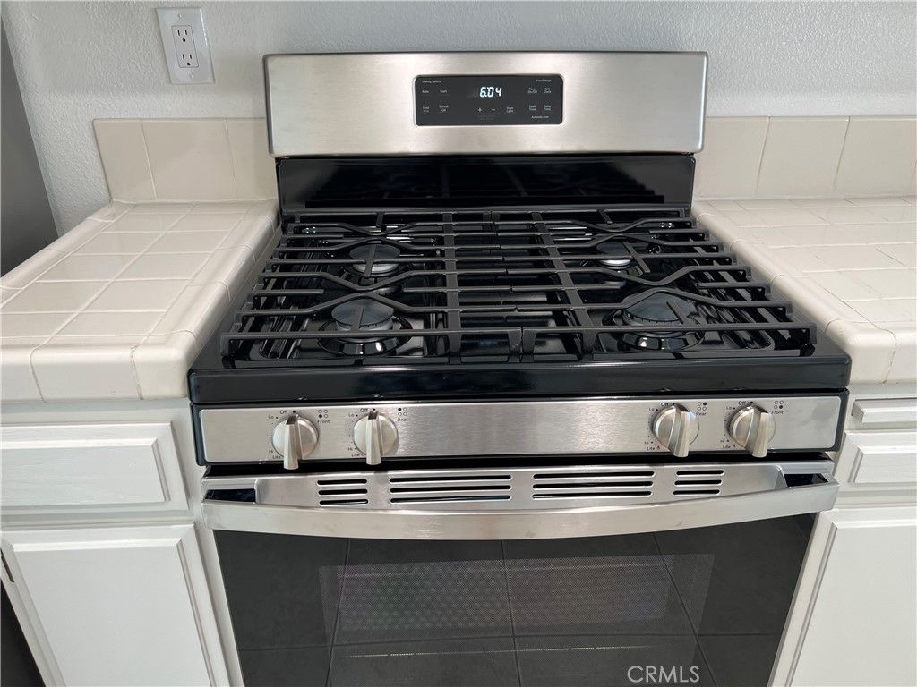 Interior, Kitchen, Tile Countertops