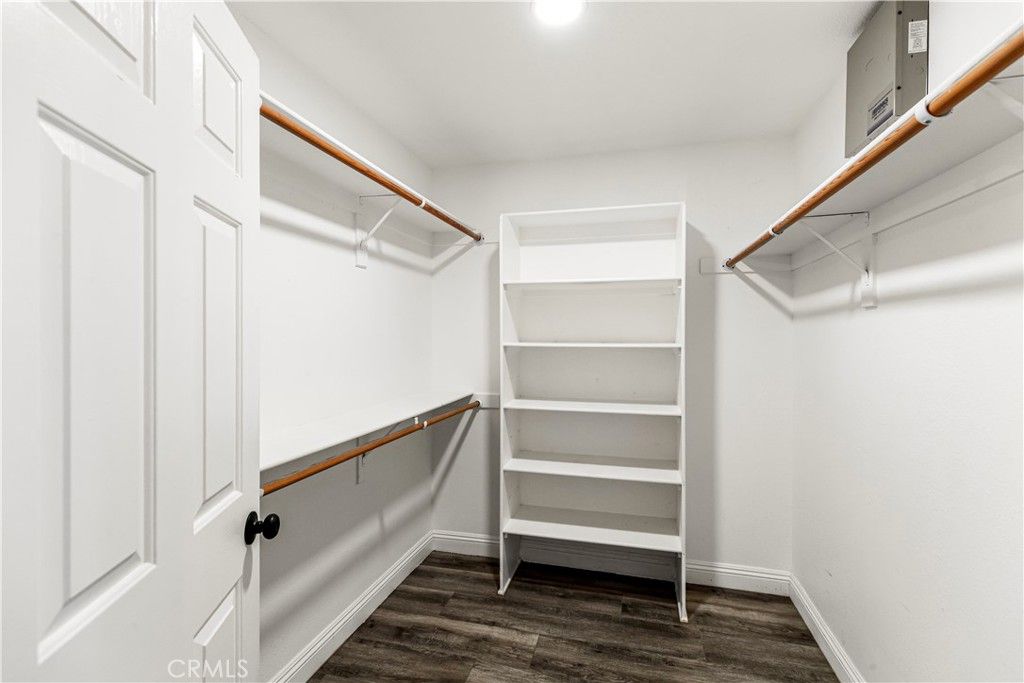 Interior, Recessed Lighting, Walk-in Closets, Wood Texture Flooring