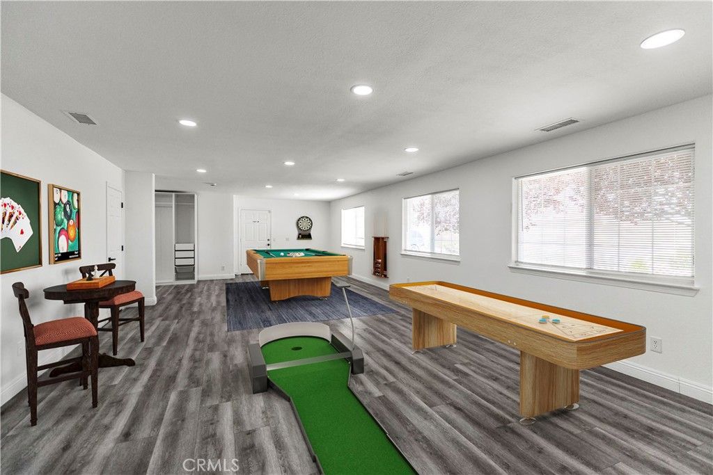 Billiard Table, Game Room, Interior, Recessed Lighting, Wood Texture Flooring