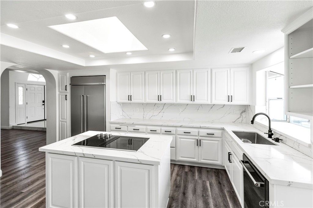 Interior, Kitchen, Marble Walls, Recessed Lighting, Wood Texture Flooring
