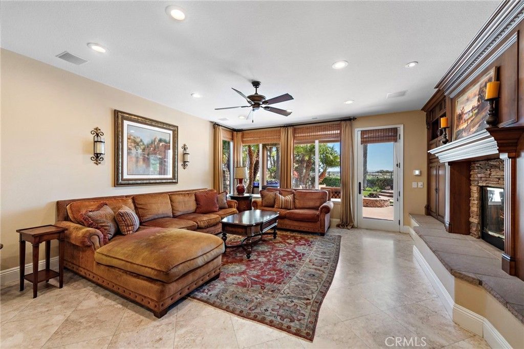 Fireplace, Interior, Living room, Recessed Lighting