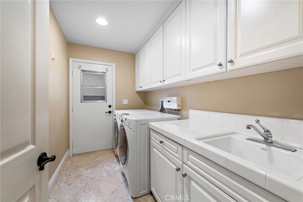 Interior, Recessed Lighting, Washer