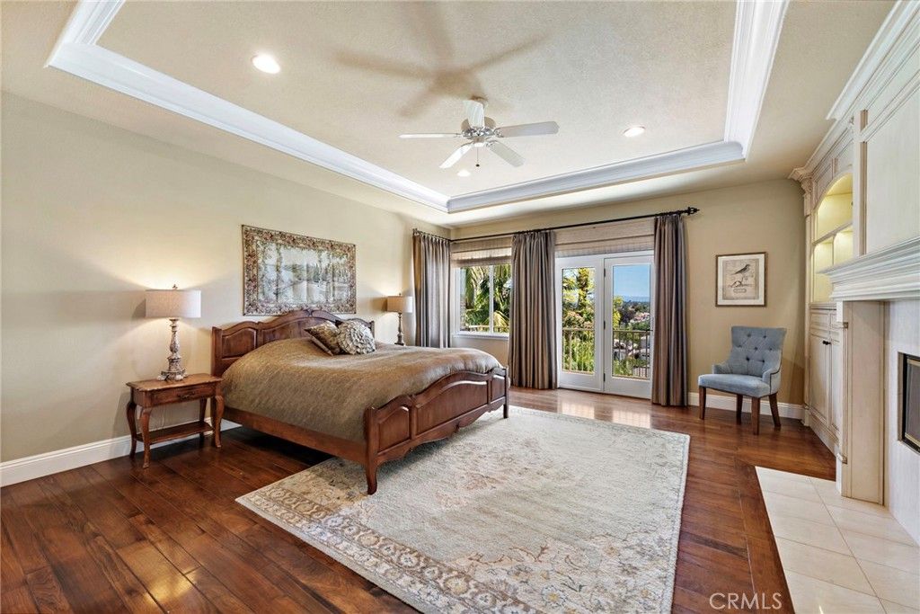 Bedroom, Fireplace, Interior, Recessed Lighting, Wood Texture Flooring