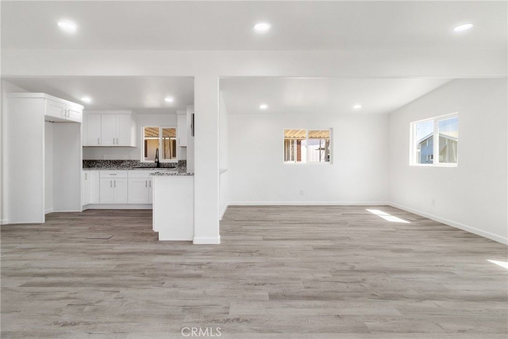 Empty room, Interior, Kitchen, Recessed Lighting, Wood Texture Flooring