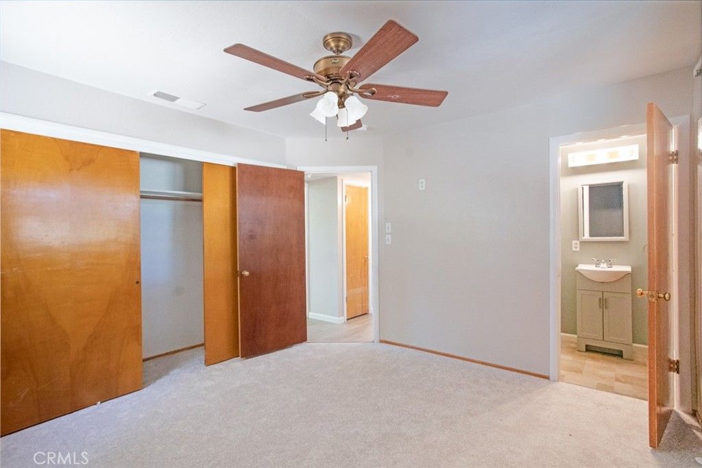 Bathroom, Empty room, Interior