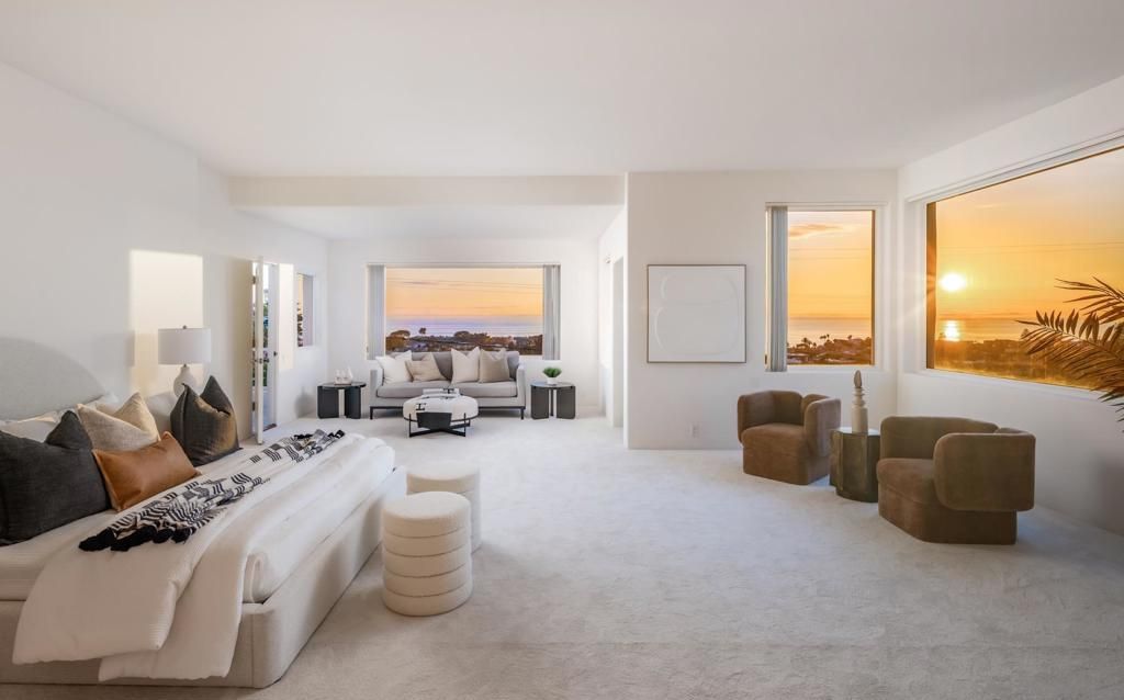 Interior, Living room, Water