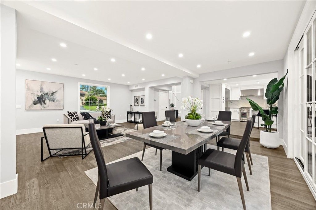 Dining room, Interior, Living room, Recessed Lighting, Wood Texture Flooring