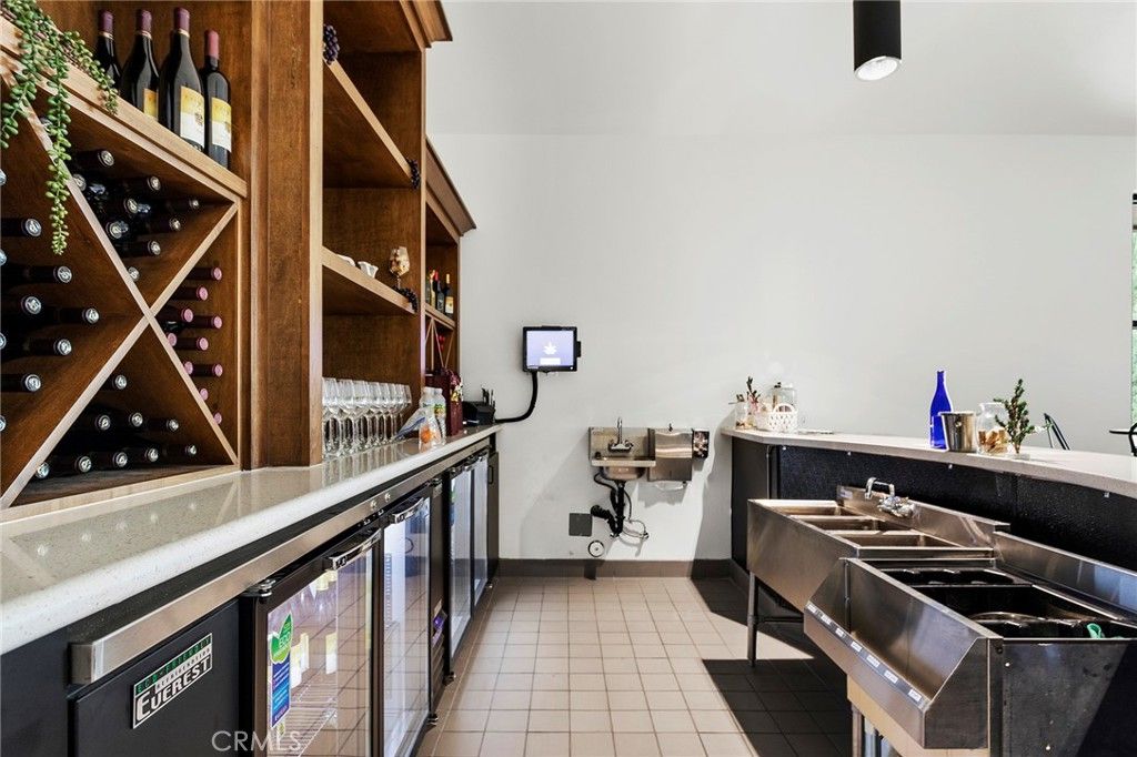 Interior, Wine Storage