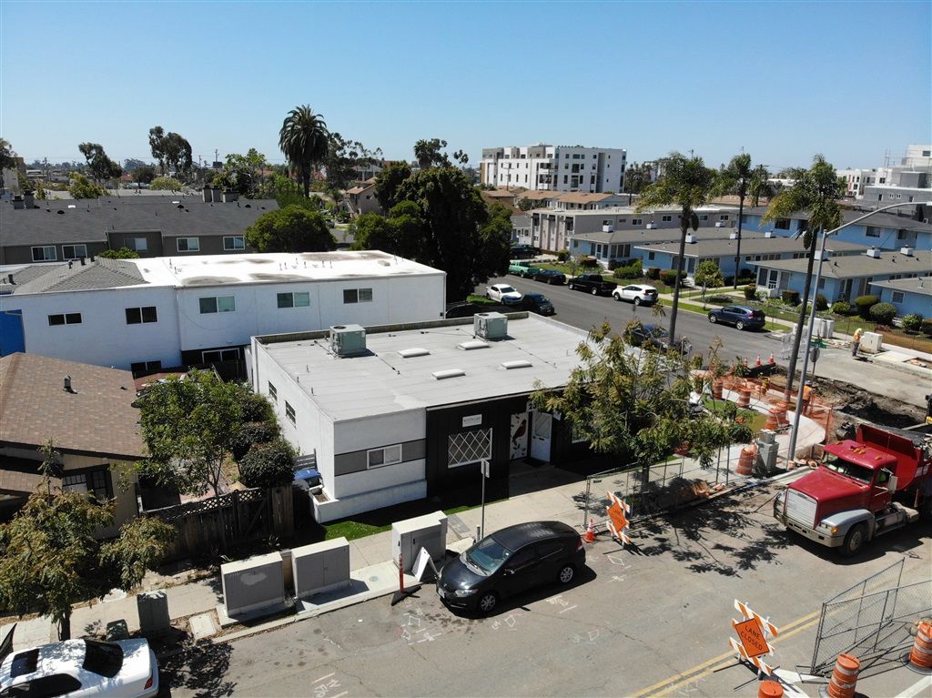Exterior, Drone