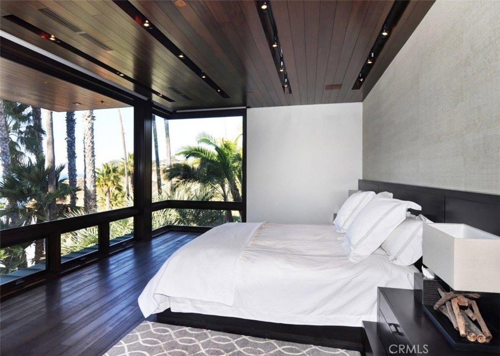 Bedroom, Interior, Recessed Lighting, Wooden Ceilings, Wood Texture Flooring