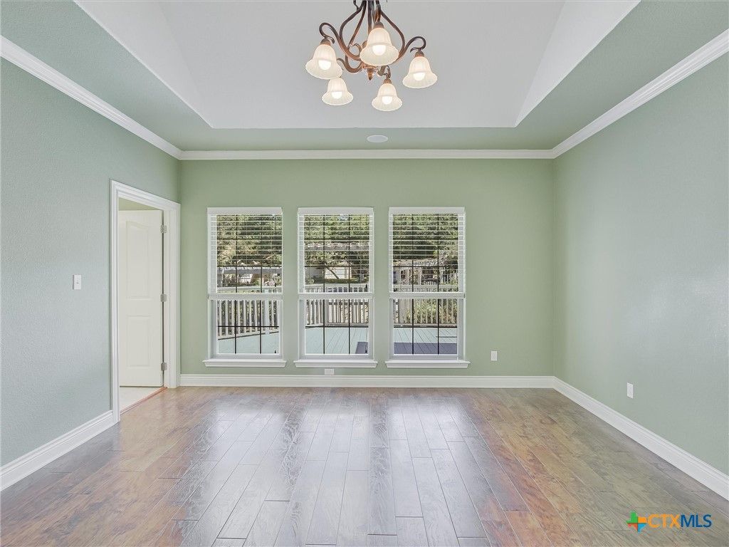 Empty room, Interior, Pendant Lights, Wood Texture Flooring