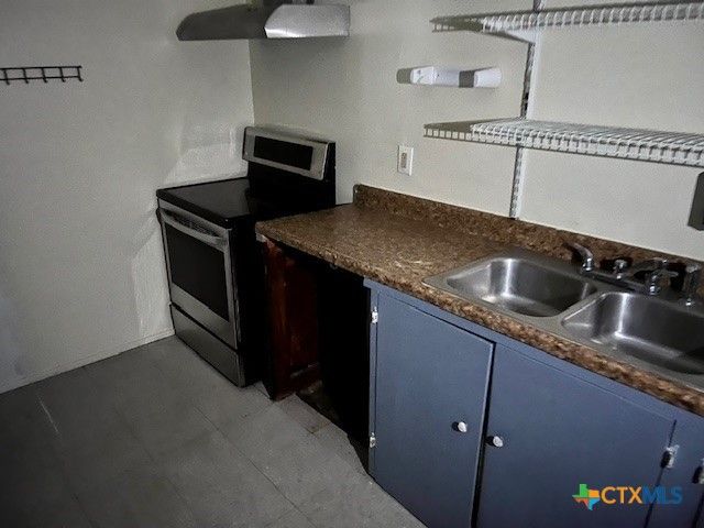 Interior, Kitchen