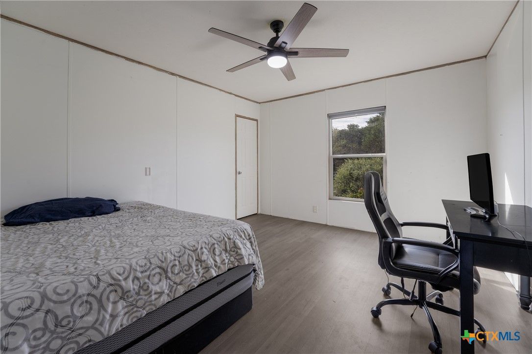 Bedroom, Home Office, Interior, Wood Texture Flooring