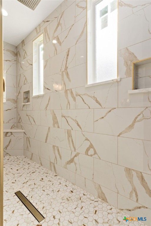 Bathroom, Interior, Marble Walls, Recessed Lighting