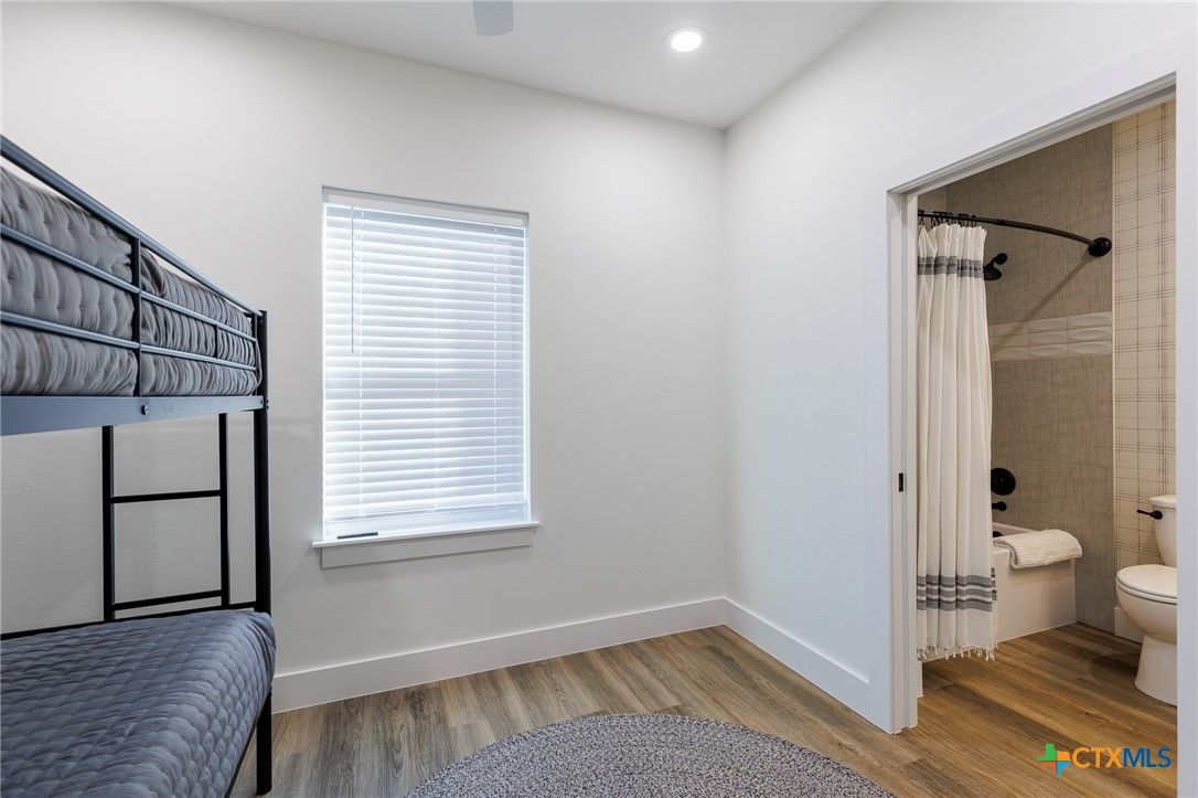 Bathroom, Interior, Recessed Lighting, Wood Texture Flooring