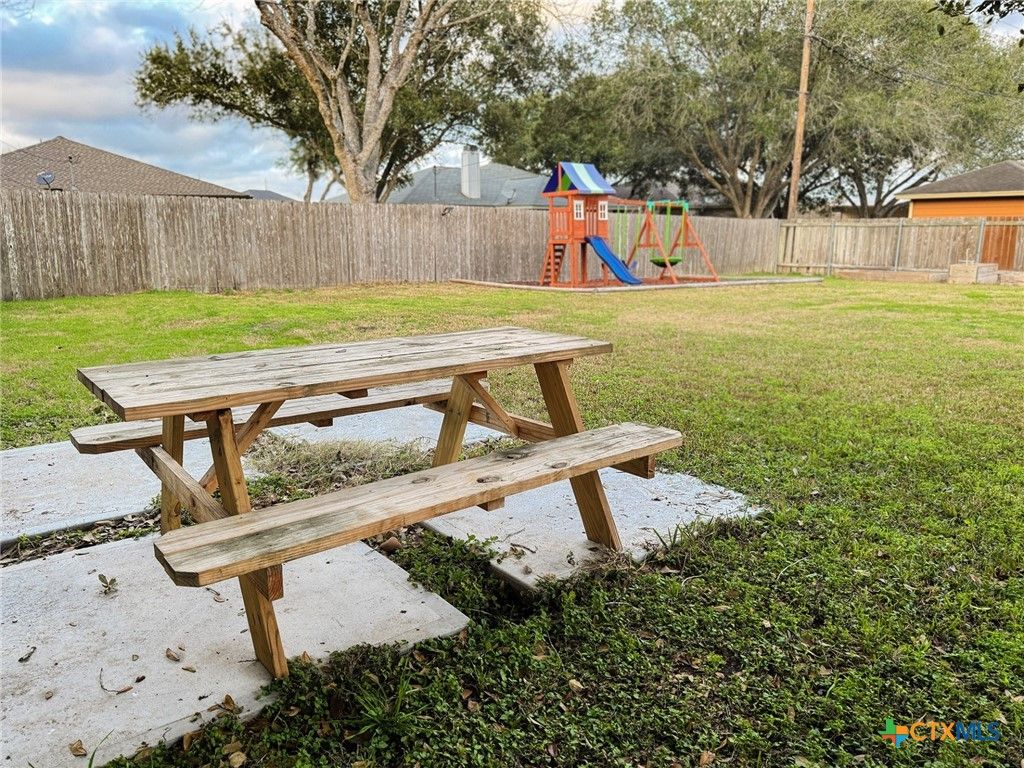 Backyard, Exterior, Playground