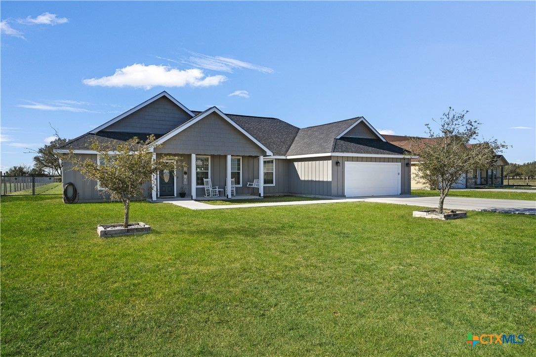 Attached, Backyard, Exterior, Facade, Ranch