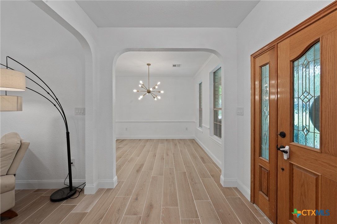 Interior, Pendant Lights, Wood Texture Flooring