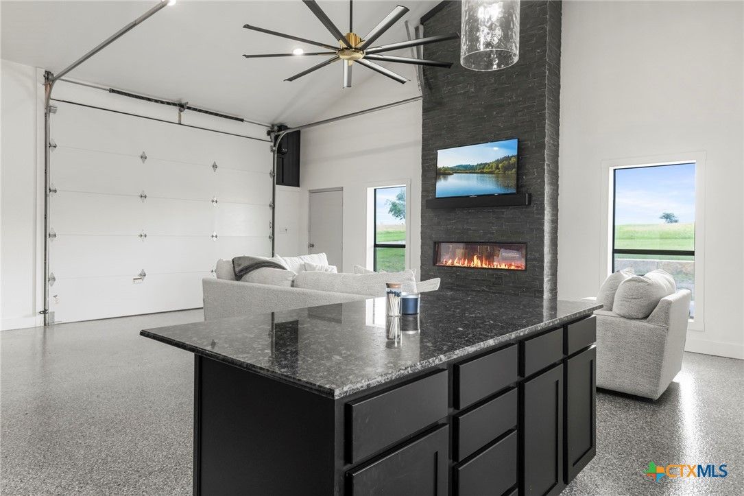Fireplace, Interior, Living room, Water