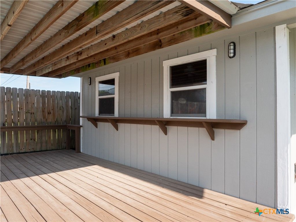 Exterior, Wood Texture Flooring