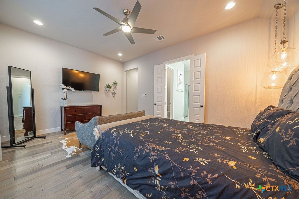 Bedroom, Interior, Pendant Lights, Recessed Lighting, Wood Texture Flooring