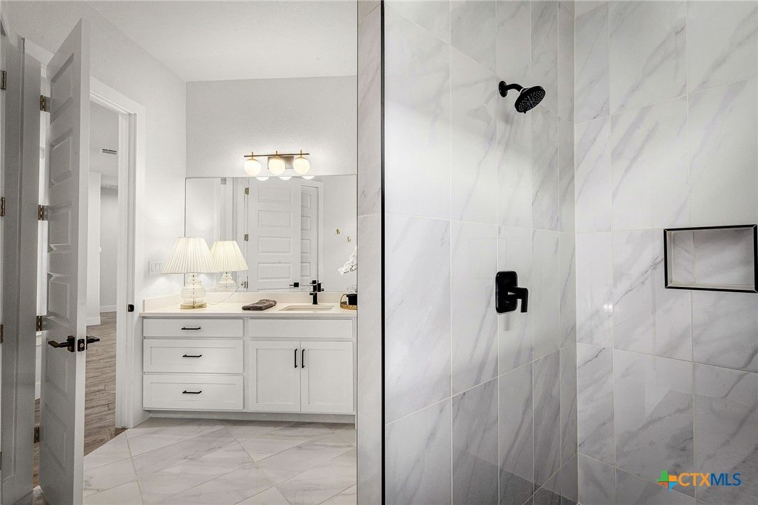 Bathroom, Interior, Marble Walls