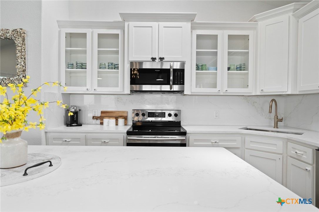 Interior, Kitchen, Marble Walls, Stainless Steel Appliances