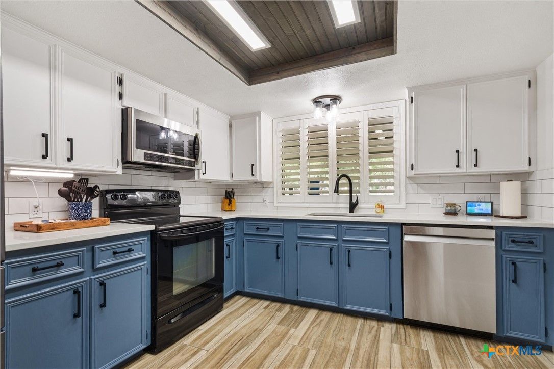 Interior, Kitchen, Stainless Steel Appliances, Wooden Ceilings, Wood Texture Flooring