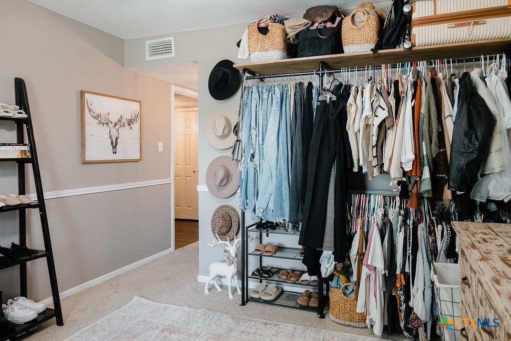 Interior, Walk-in Closets
