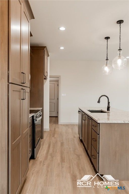 Interior, Kitchen, Pendant Lights, Recessed Lighting, Wood Texture Flooring