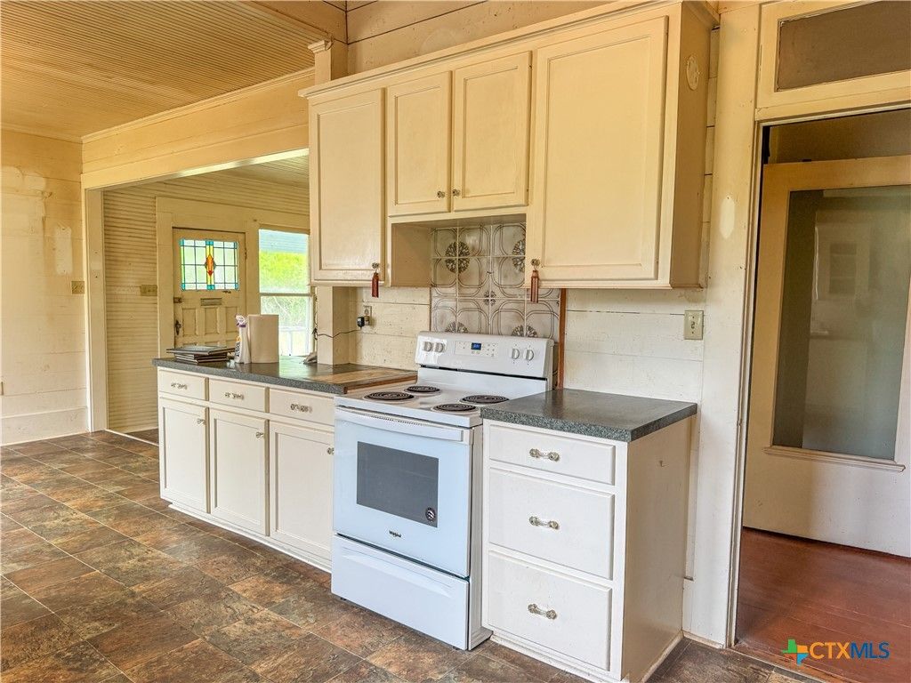 Interior, Kitchen