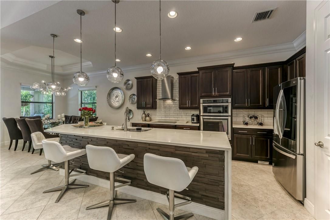 Interior, Kitchen, Pendant Lights, Recessed Lighting, Stainless Steel Appliances