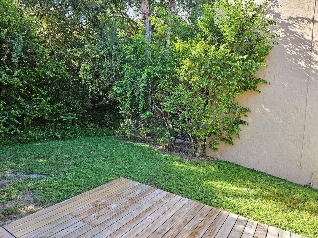 Backyard, Exterior
