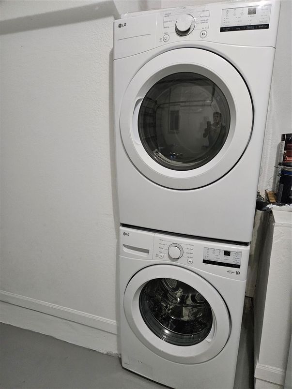 Interior, Utility Closets, Washer