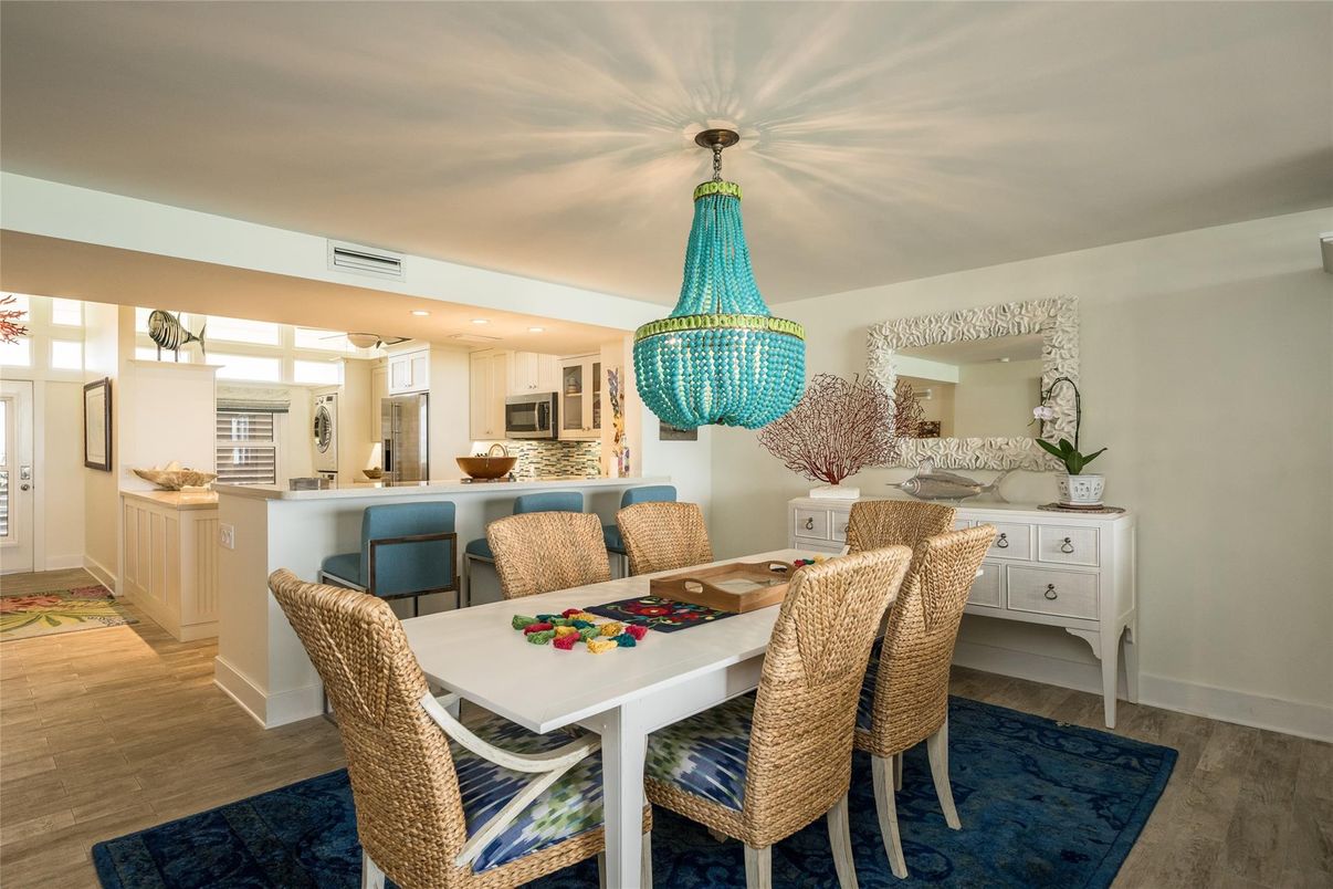 Dining room, Interior, Kitchen, Recessed Lighting, Wood Texture Flooring