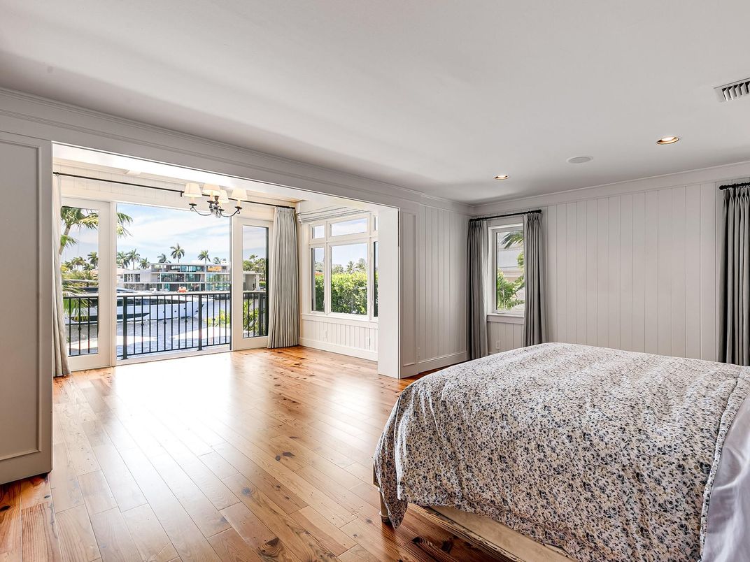 Bedroom, Interior, Recessed Lighting, Water, Wood Texture Flooring