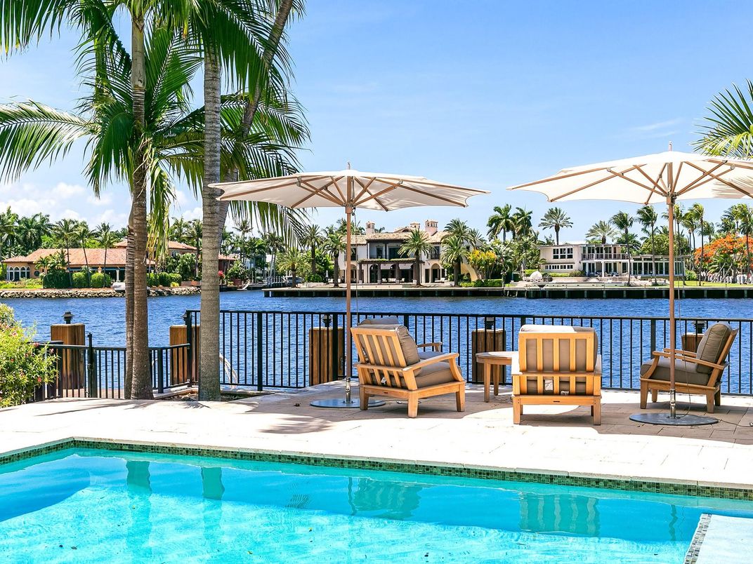 Exterior, Pool, Water