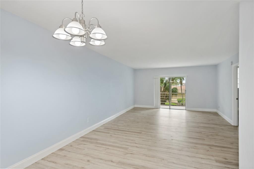 Chandelier, Empty room, Interior, Wood Texture Flooring