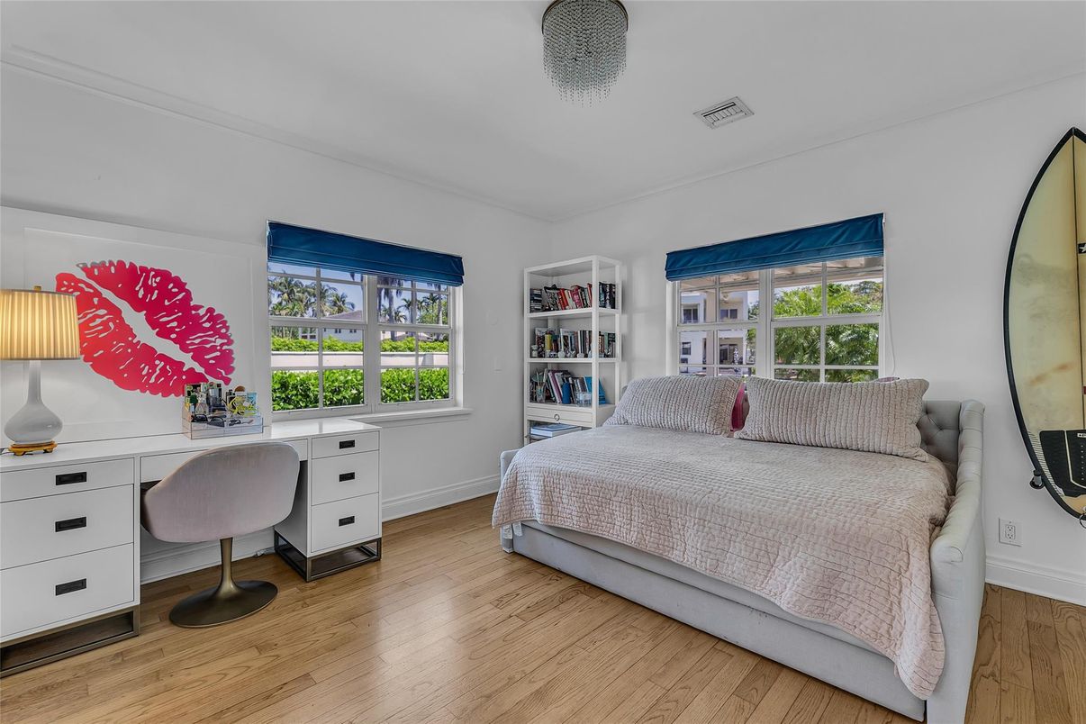Bedroom, Home Office, Interior, Wood Texture Flooring