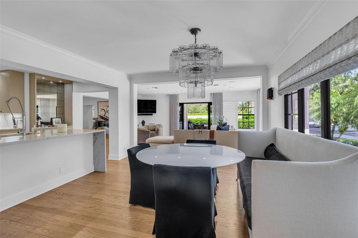 Chandelier, Interior, Living room, Recessed Lighting, Wood Texture Flooring