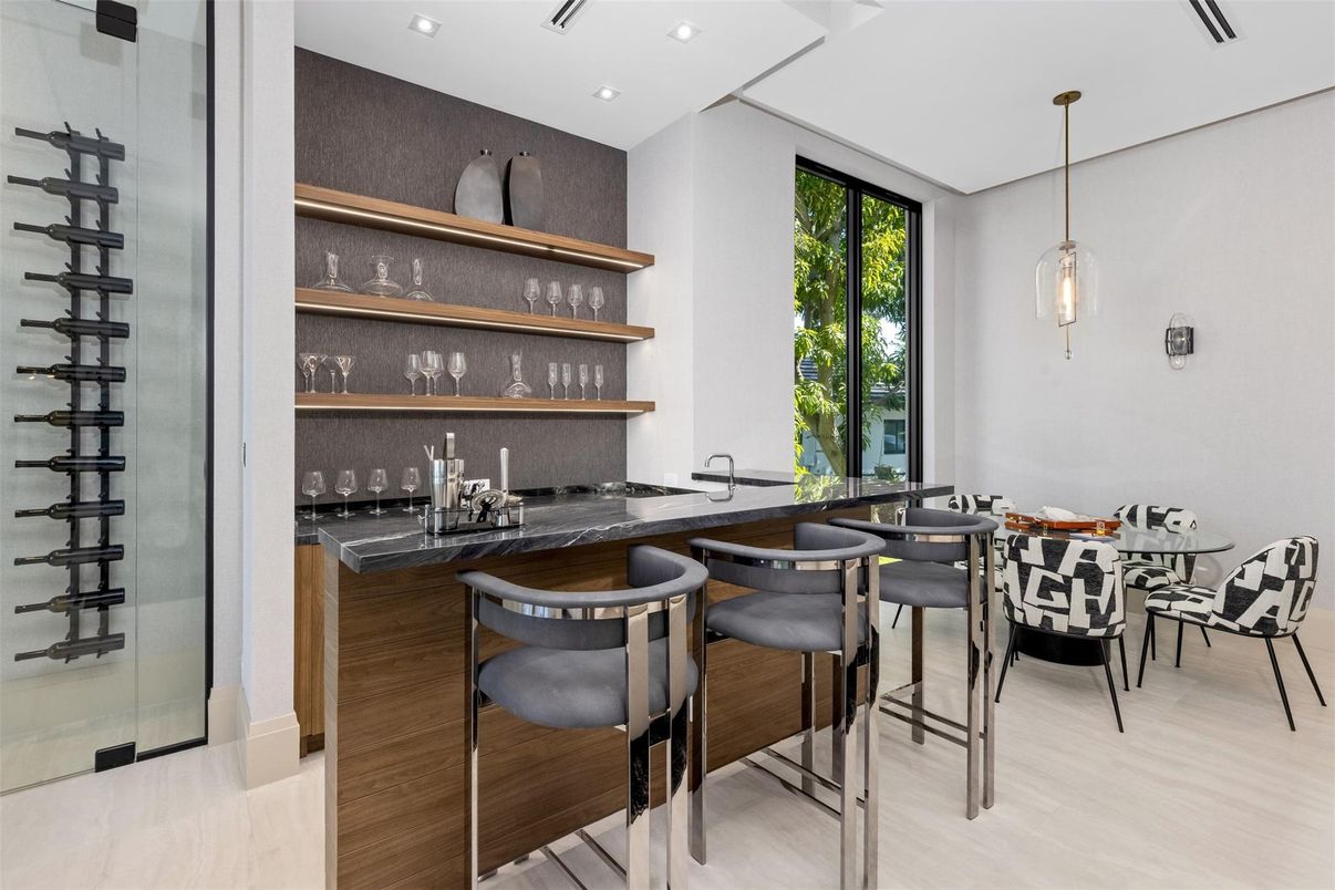 Dining room, Interior, Pendant Lights, Recessed Lighting