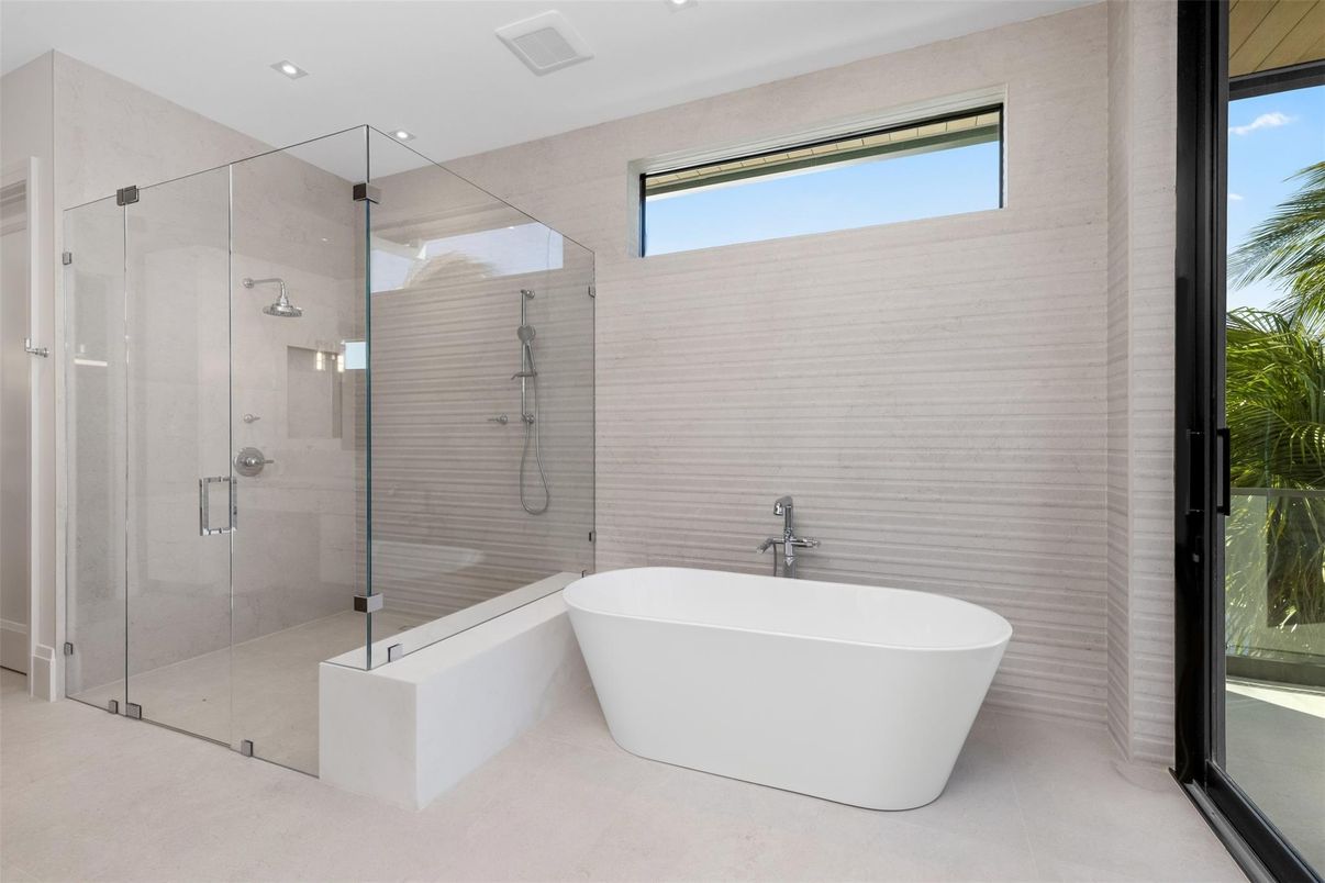Bathroom, Free Standing Baths, Glass Shower, Interior, Recessed Lighting