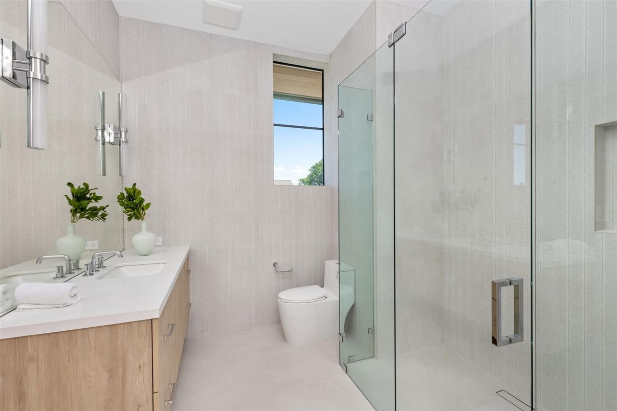 Bathroom, Glass Shower, Interior