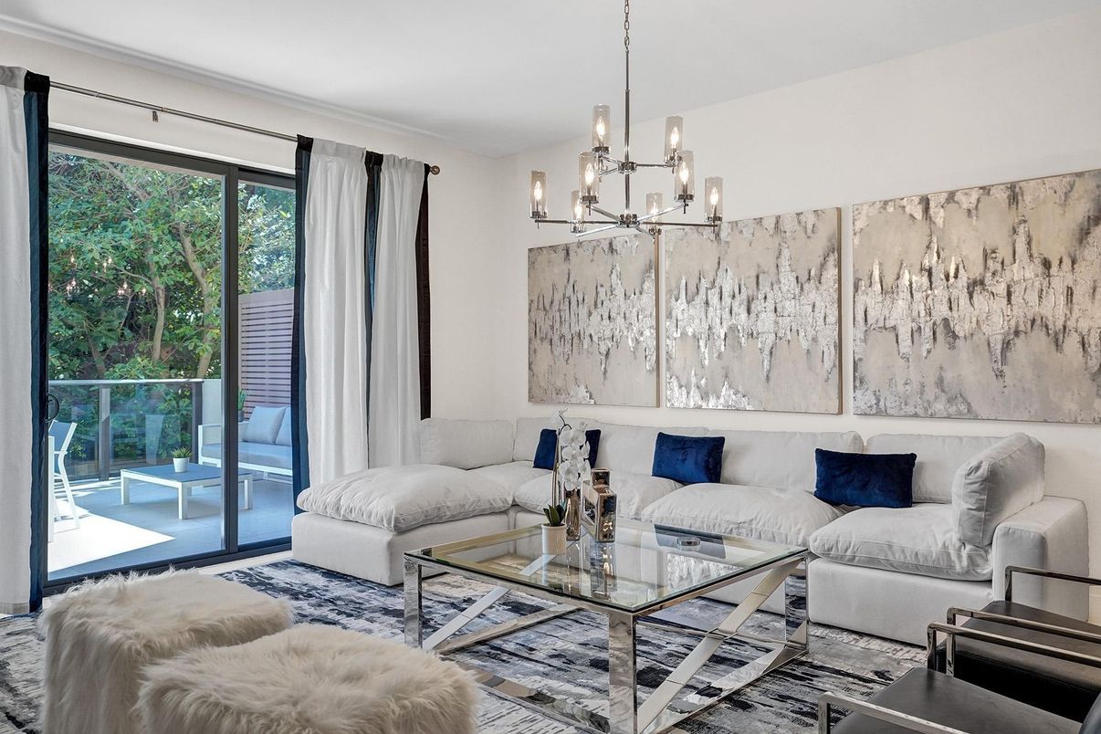 Interior, Living room, Pendant Lights