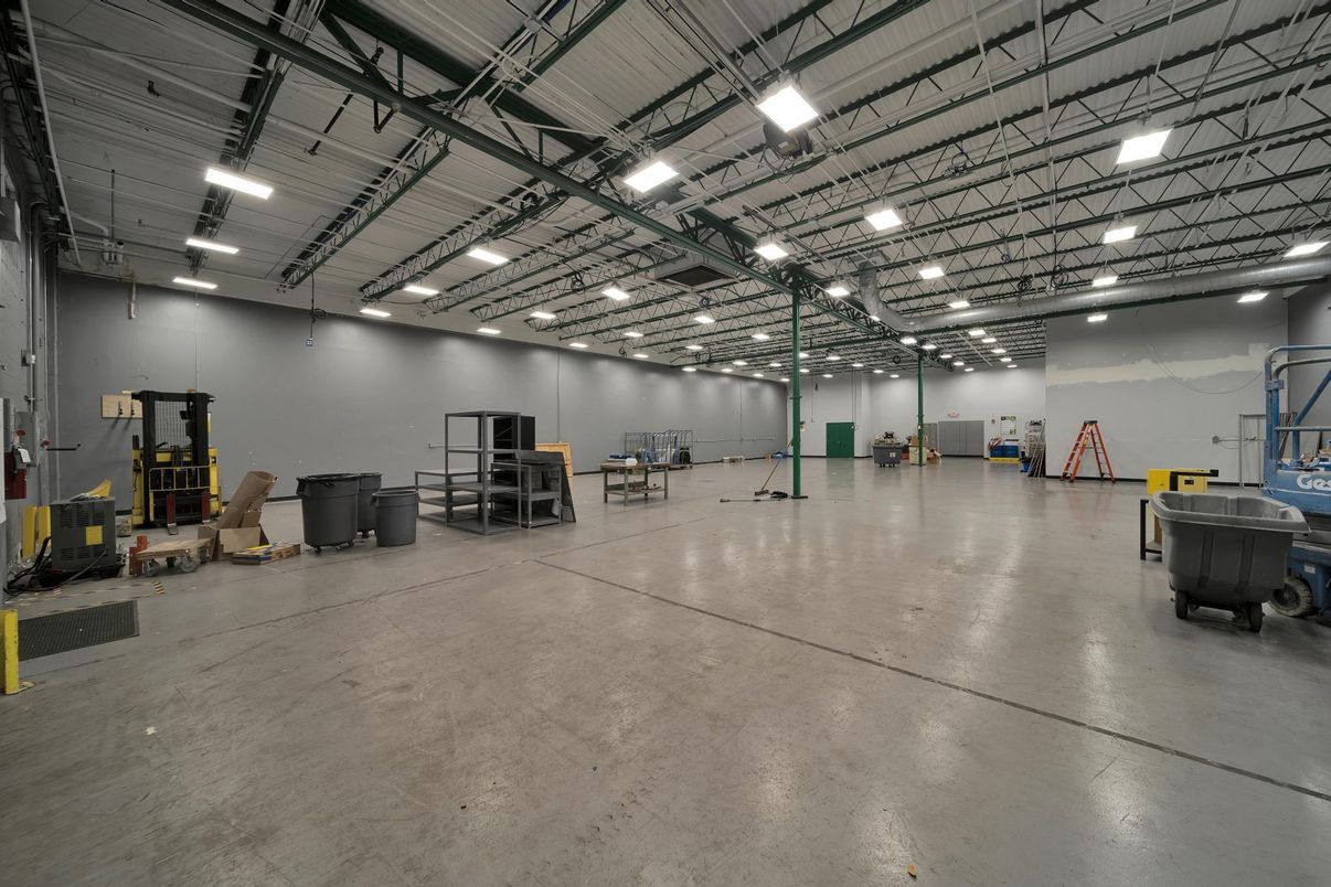 Fitness Equipment, Interior, Recessed Lighting