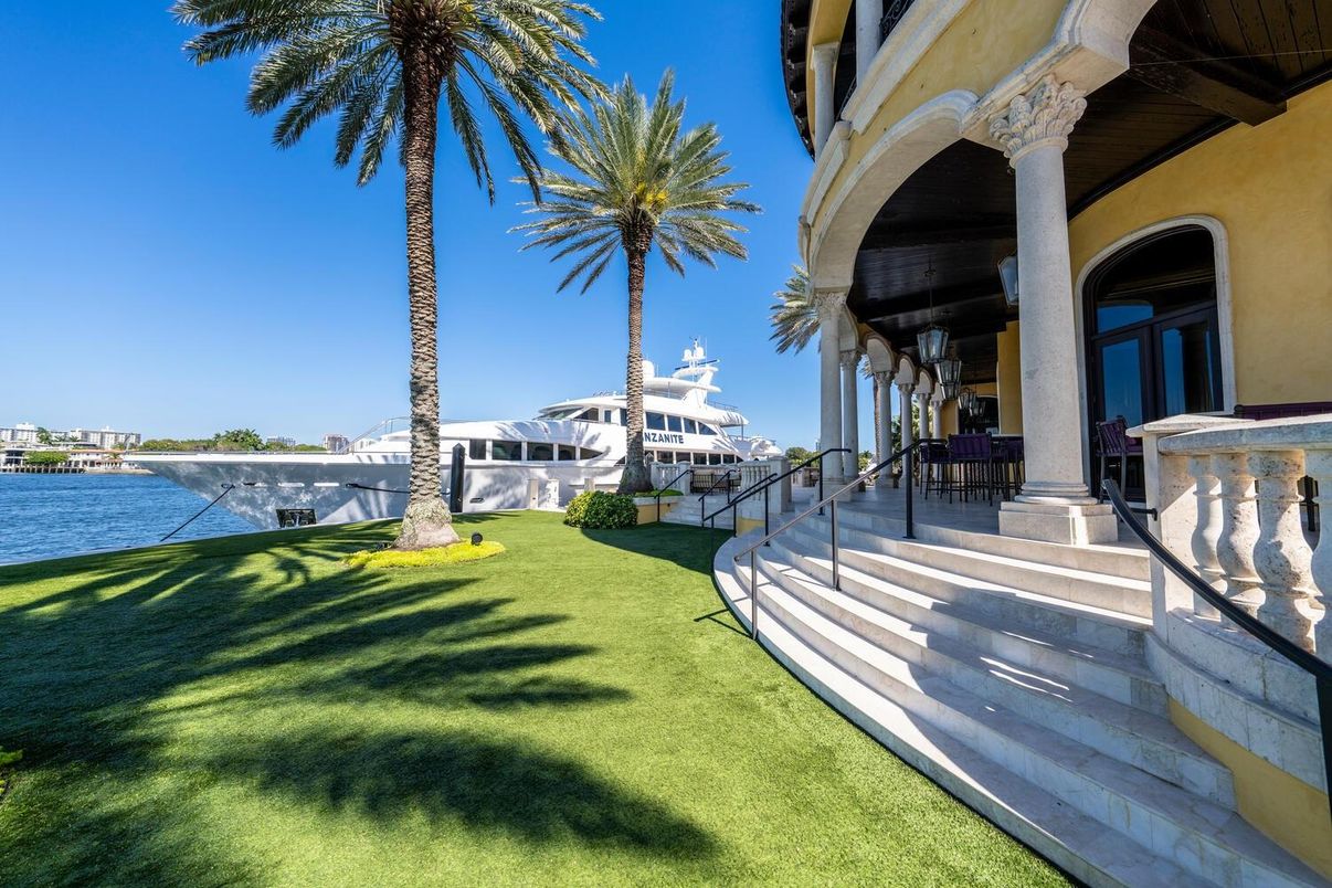 Backyard, Exterior, Water